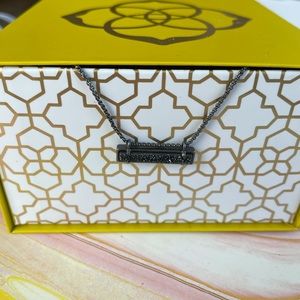 Kendra Scott necklace